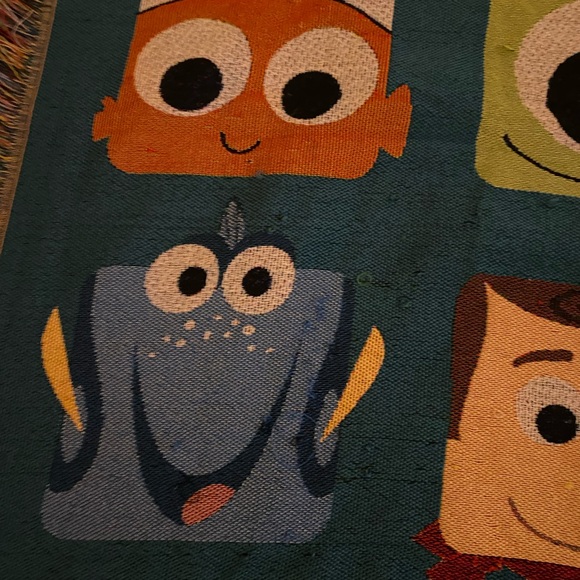 Pixar throw blanket - Picture 8 of 8